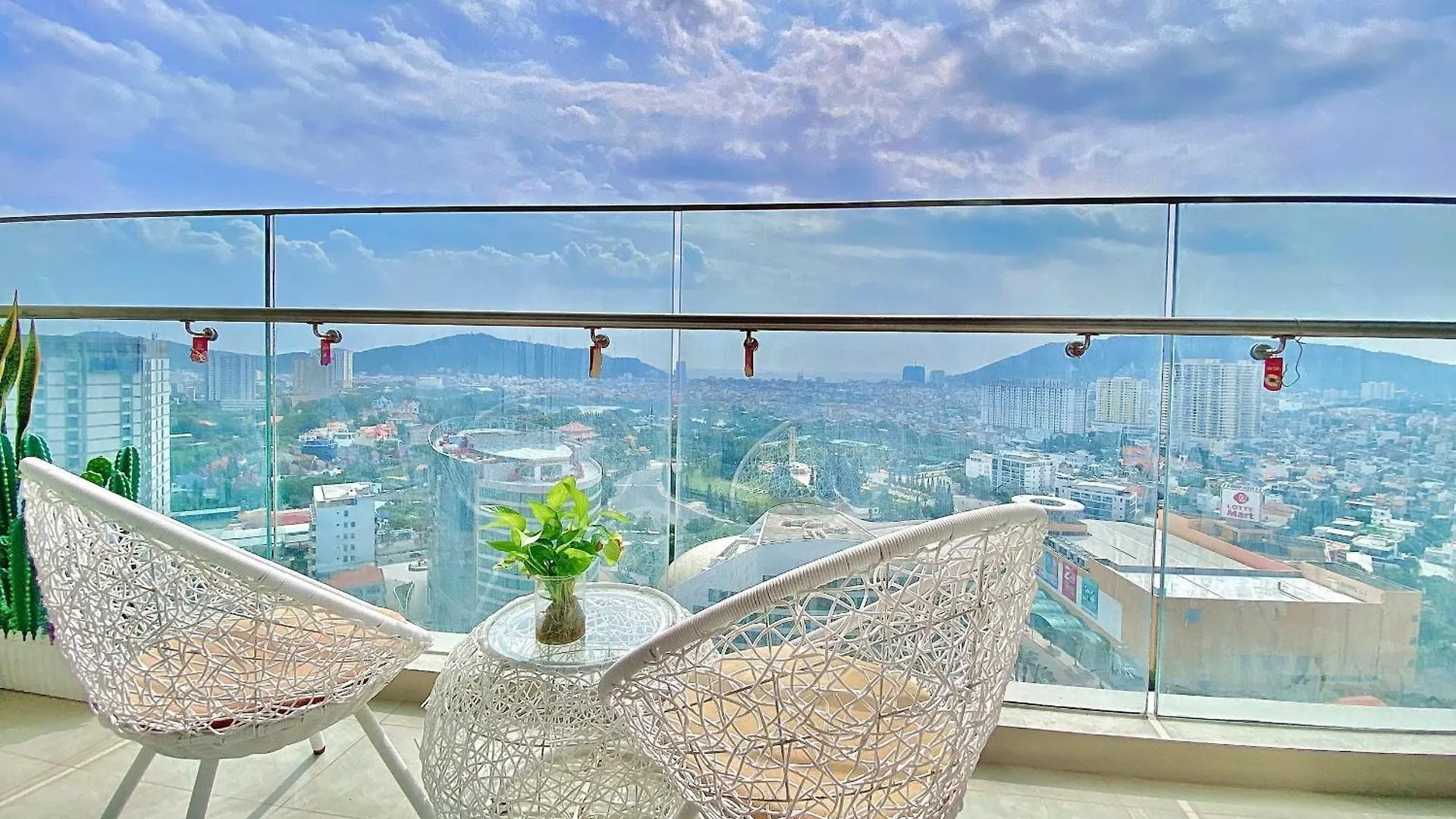 Apartament Can Ho Nghi Duong 5 Sao The Song Vung Tau Wietnam